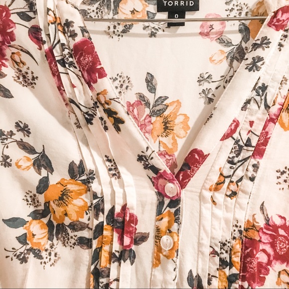 Torrid White Floral Button Up Long Sleeve Blouse 0 - Picture 4 of 7
